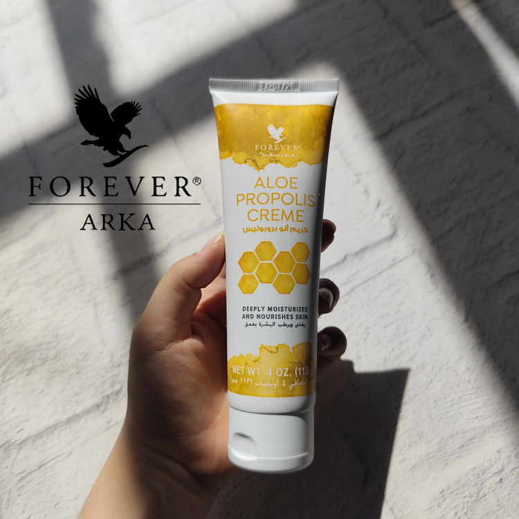 کرم Aloe Propolis Creme فوراور لیوینگ – تیوپ 113 گرم با بافت نرم و تغذیهکننده برای اصلاح و مرطوبسازی پوست