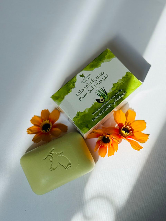 صابون جامد آووکادو فوراور – Aloe Avocado Face & Body Soap وزن 142 گرم با بافت مرطوبکننده